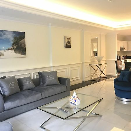 Versace Furnished Apartment Бейрут Экстерьер фото
