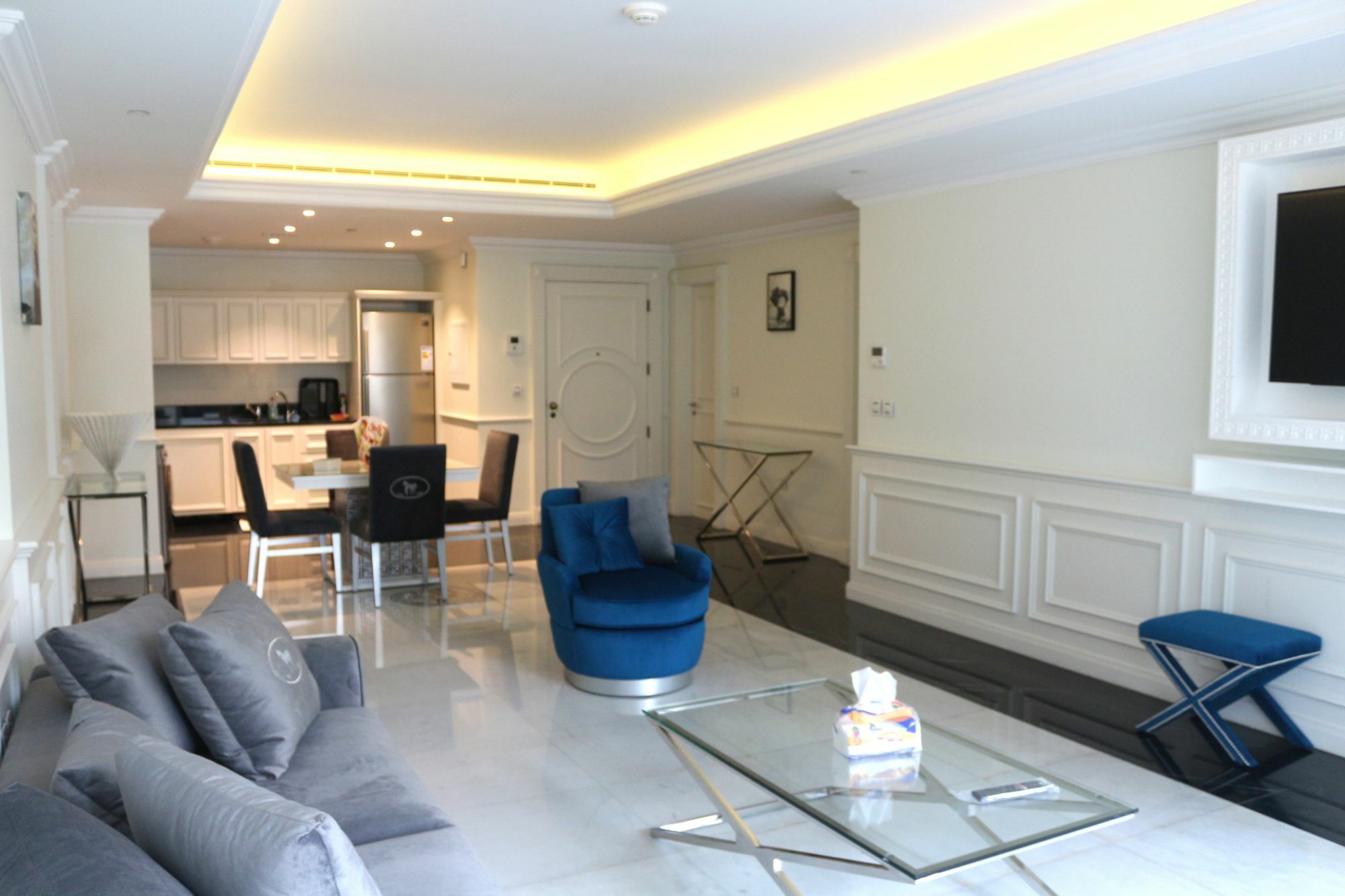 Versace Furnished Apartment Бейрут Экстерьер фото